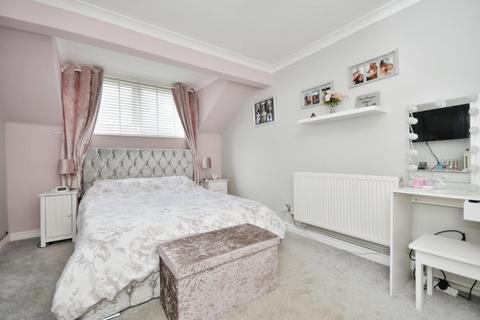 115 Hazlebarrow Crescent, Sheffield, S8 8AP