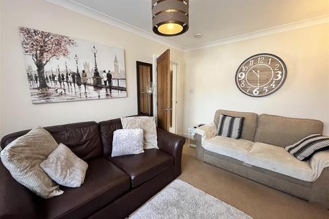 13 Briar Drive, York, YO31 9DP