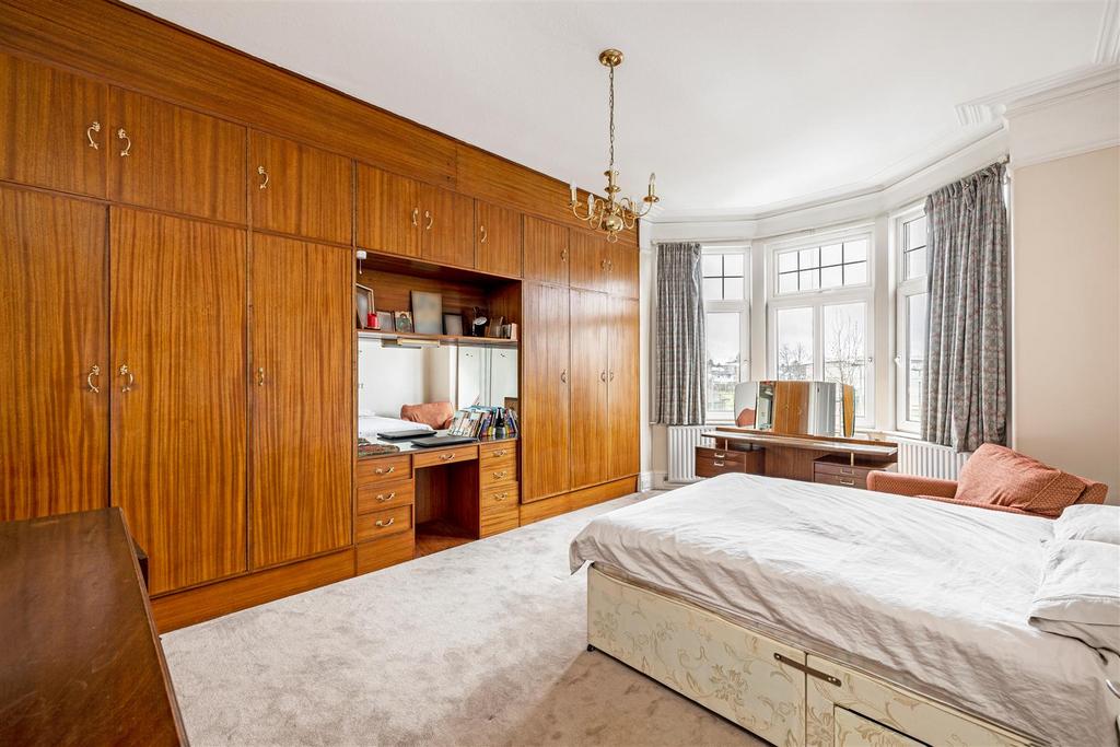 2 Milverton Road Hi-15.jpg
