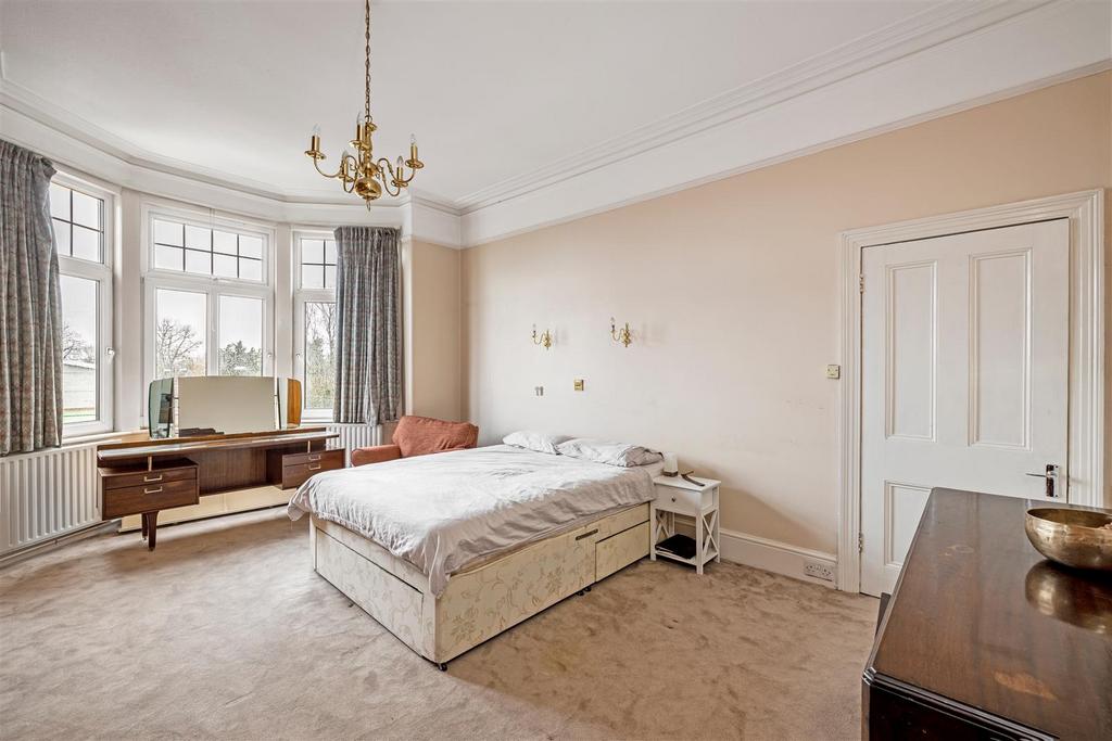 2 Milverton Road Hi-17.jpg