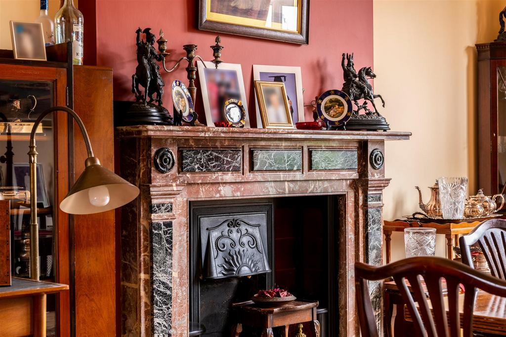 2 Milverton Road Lo-35.jpg
