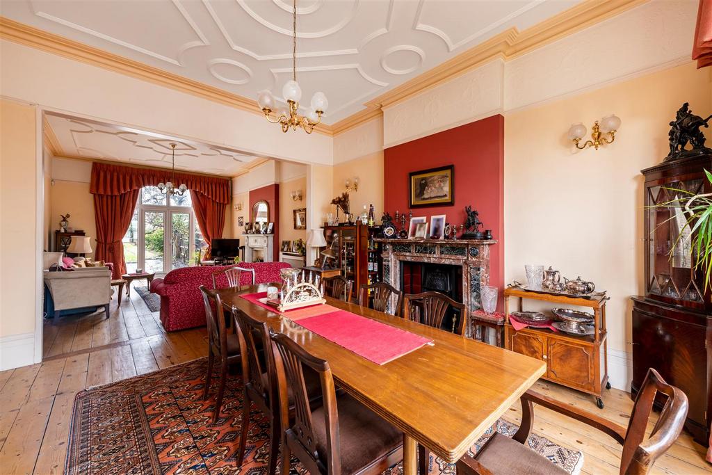 2 Milverton Road Hi-2.jpg