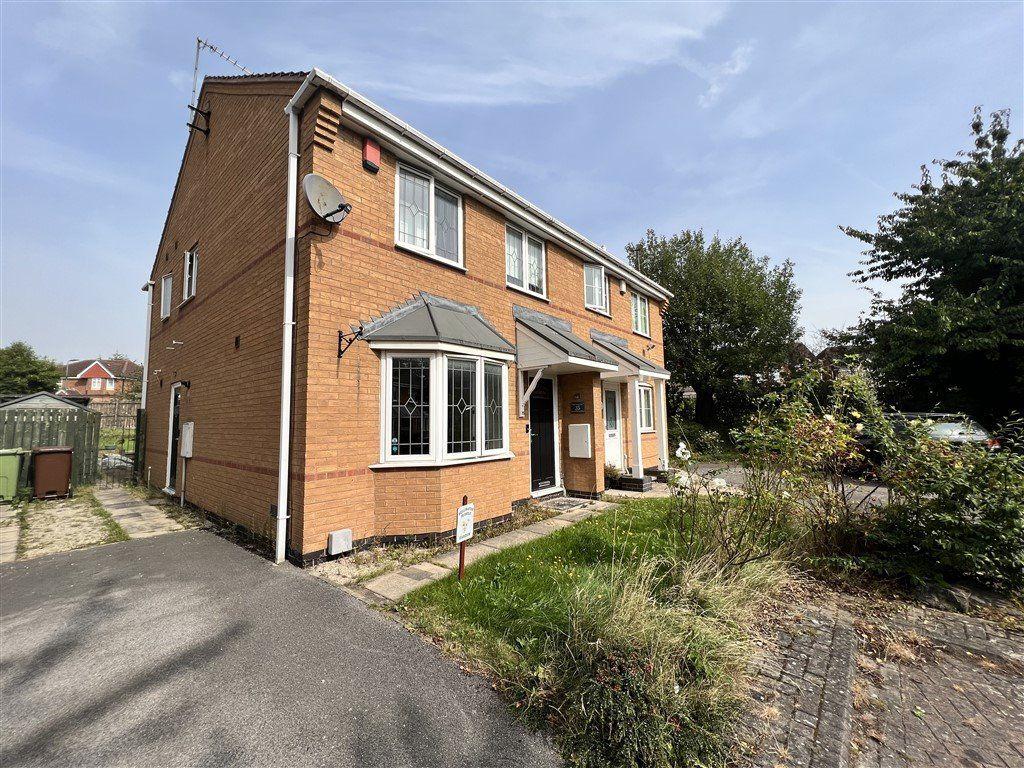 Cavendish Avenue, Pontefract, WF8 3 bed semidetached house £950 pcm