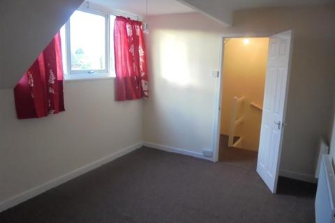 2 bedroom terraced house for sale, Westbourne Place, Beeston, Leeds