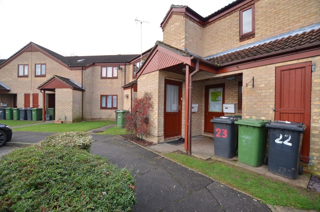 Danish Court, Werrington... 1 bed flat £675 pcm (£156 pw)