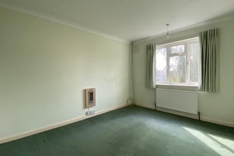 19 Heath Rise, Bromley, BR2 7PB