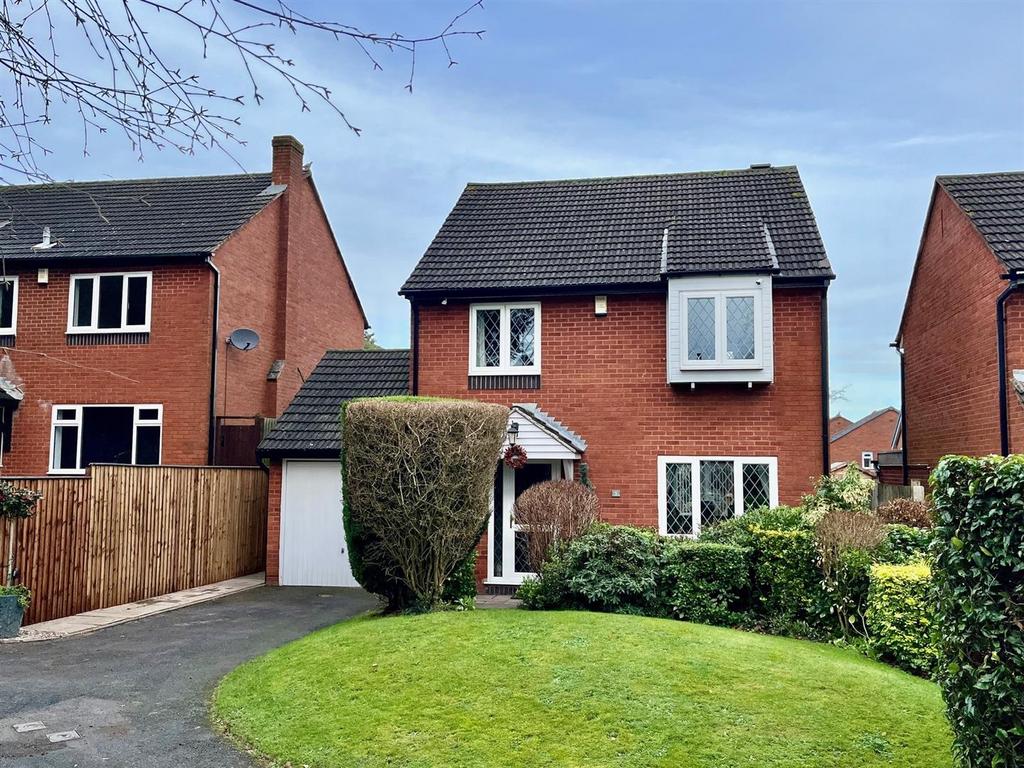 Salisbury Grove, Sutton Coldfield 3 bed detached house for sale £460,000