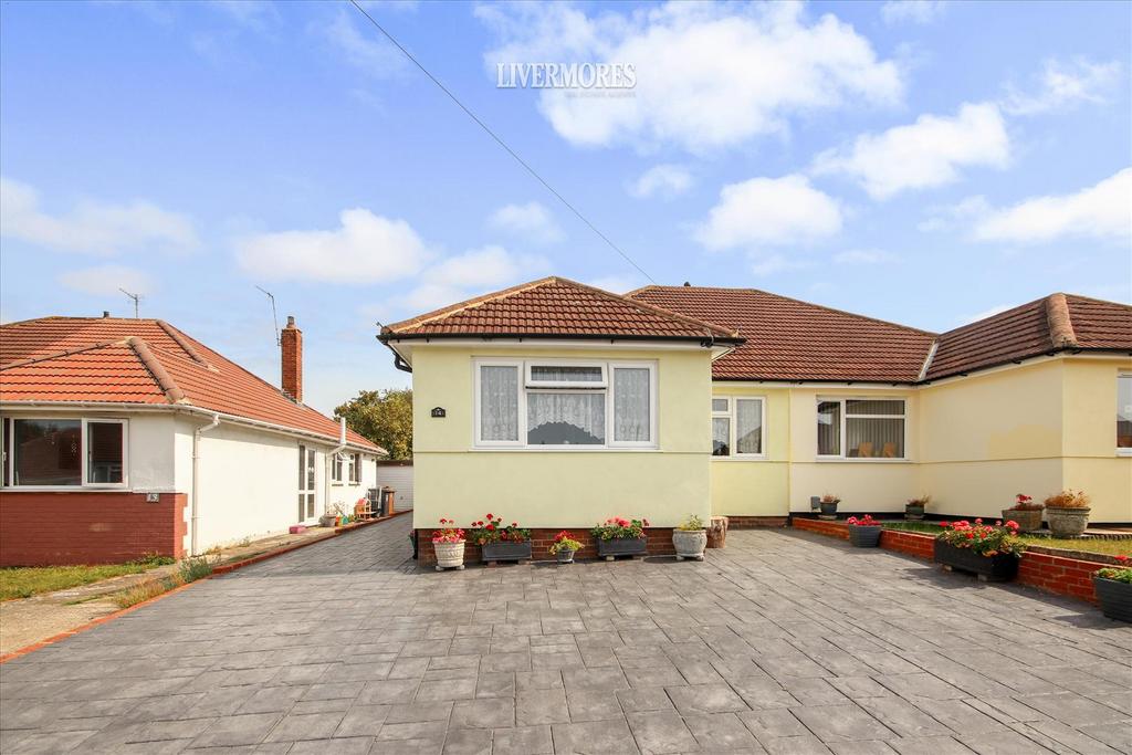 Sundridge Close, Dartford 2 bed semidetached bungalow for sale £375,000