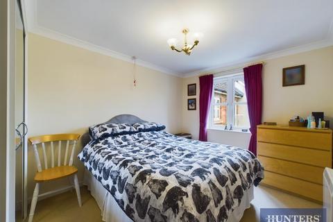 2 bedroom apartment for sale, Burlington Court, Bridlington