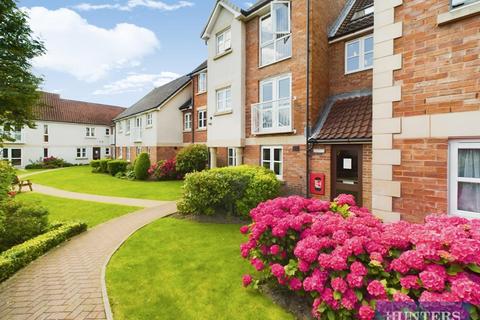 2 bedroom apartment for sale, Burlington Court, Bridlington