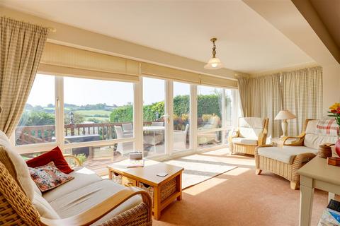Herontye Castle Hill, Llanblethian, Cowbridge, CF71 7JN