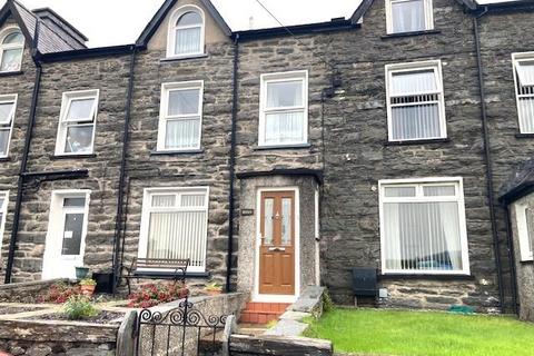 3 bedroom terraced house for sale, Tyddyn Gwyn, Manod, Blaenau Ffestiniog