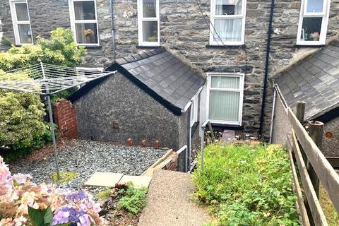 3 bedroom terraced house for sale, Tyddyn Gwyn, Manod, Blaenau Ffestiniog