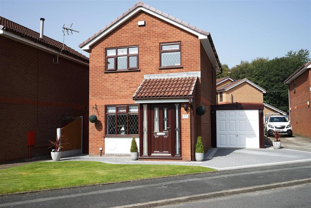 Middlebrook Drive, Lostock, Bolton 3 bed detached house for sale £310,000
