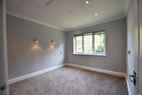 1 bedroom apartment to rent, Waterside Court, Waterside, Chesham, HP5
