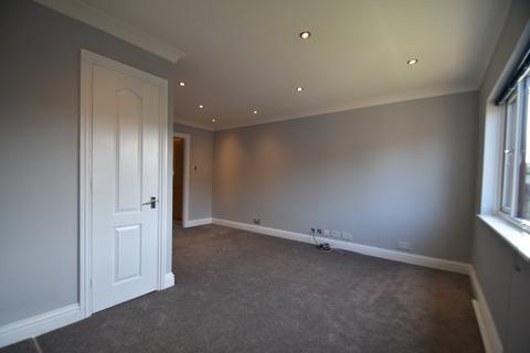 1 bedroom apartment to rent, Waterside Court, Waterside, Chesham, HP5