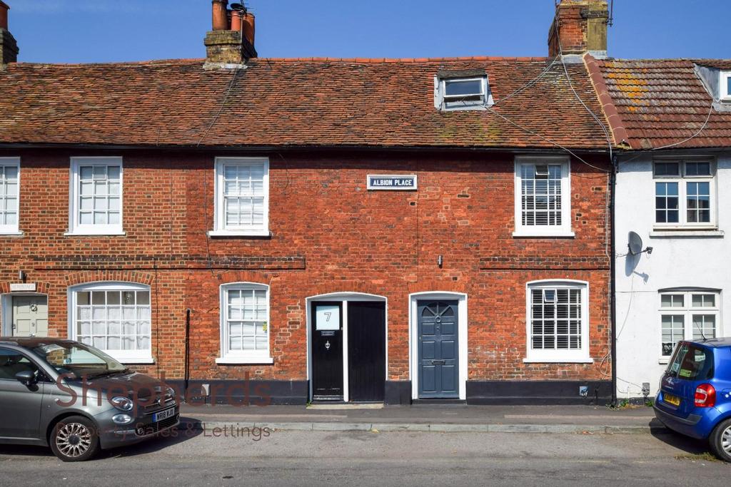 Church Lane, Cheshunt EN8 2 bed terraced house for sale £375,000