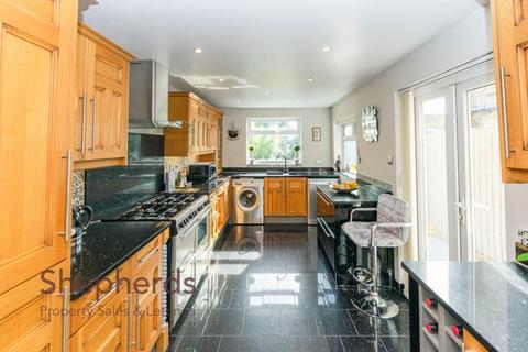 29 Lordship Road, Cheshunt, Waltham Cross, EN7 5DR