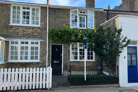 2 bedroom cottage for sale - Orleans Road, St Margarets Village