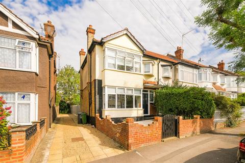 3 bedroom end of terrace house for sale - Albert Avenue, Chingford