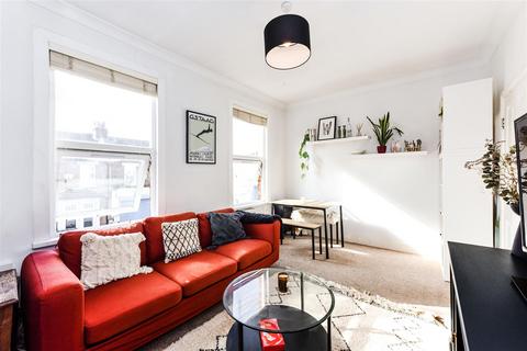 64a Boundary Road, London, E17 8JU