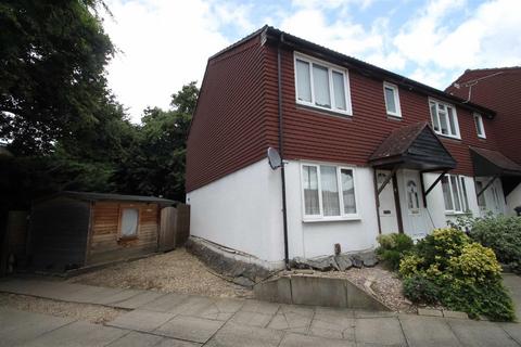 28 Stapleford Close, London, E4 6XR