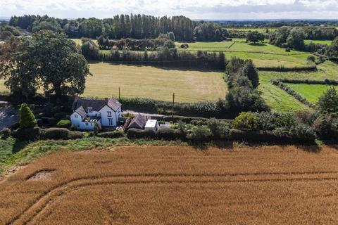 3 bedroom cottage for sale, Rose Cottage,Edlaston