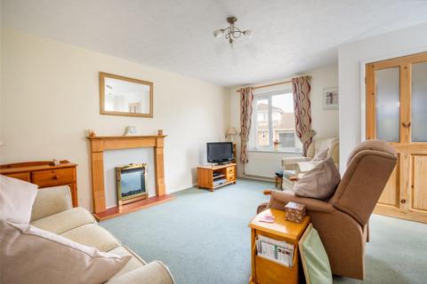 3 bedroom semi-detached house for sale - Bransholme Drive, Clifton Moor, York