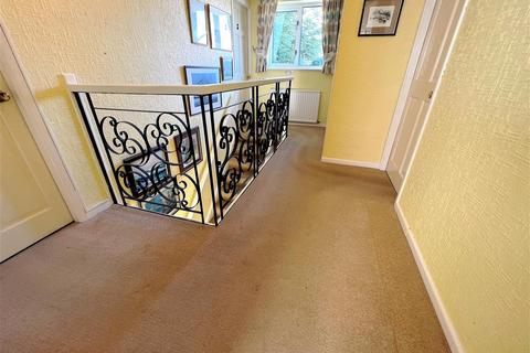 1a Sunningdale, Waltham, Grimsby, DN37 0UA