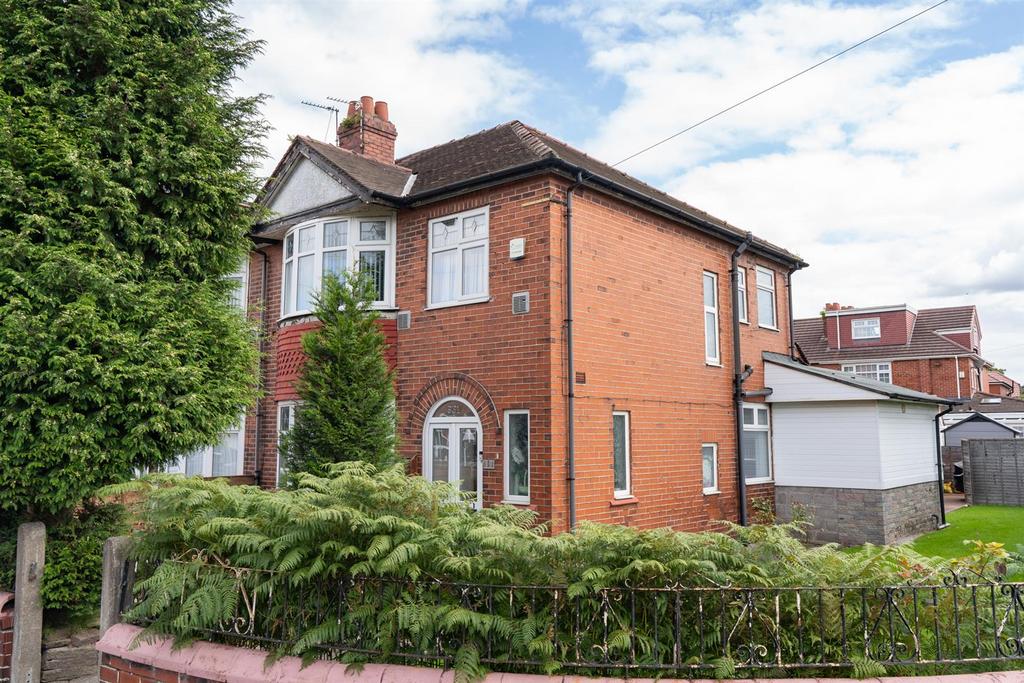 Kings Road, Stretford 3 bed semidetached house for sale £420,000