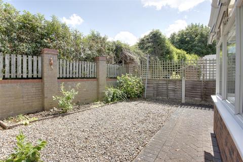 2 bedroom semi-detached bungalow for sale, Wold View, South Cave