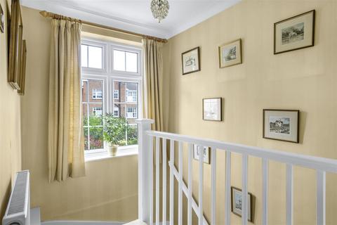 3 Rupert Close, Henley-on-thames, RG9 2JD
