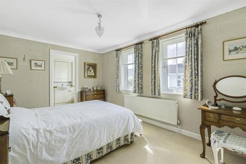 3 Rupert Close, Henley-on-thames, RG9 2JD
