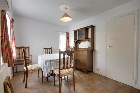 4 Beverley Road, South Cave, Brough, HU15 2AU
