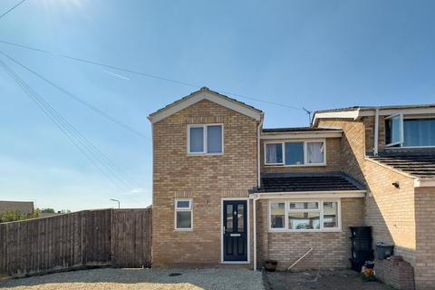 3 bedroom semi-detached house to rent, Abbey Road, Witney, Oxfordshire, OX28