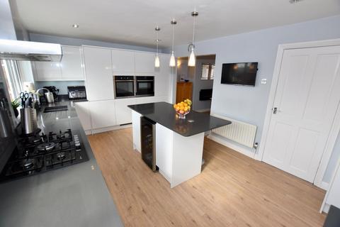 16 Amersham Close, Coventry, CV5 9HH