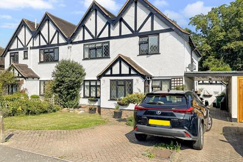 4 bedroom semi-detached house for sale, Hazelmere Road, Orpington BR5