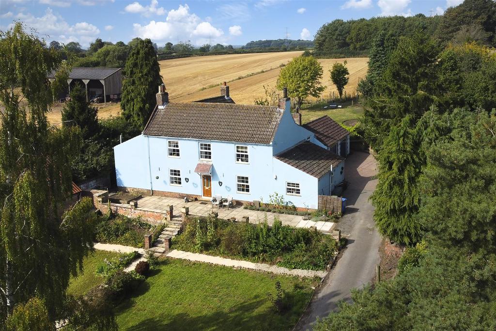 Low Street, Sancton, York 5 bed detached house for sale £550,000