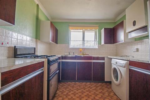 27 Littell Tweed, Chelmsford, CM2 6SH