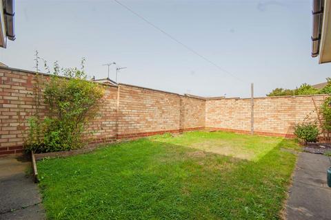 27 Littell Tweed, Chelmsford, CM2 6SH