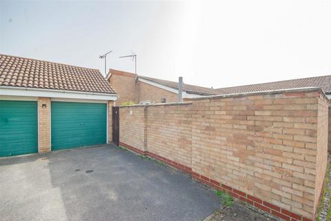 27 Littell Tweed, Chelmsford, CM2 6SH