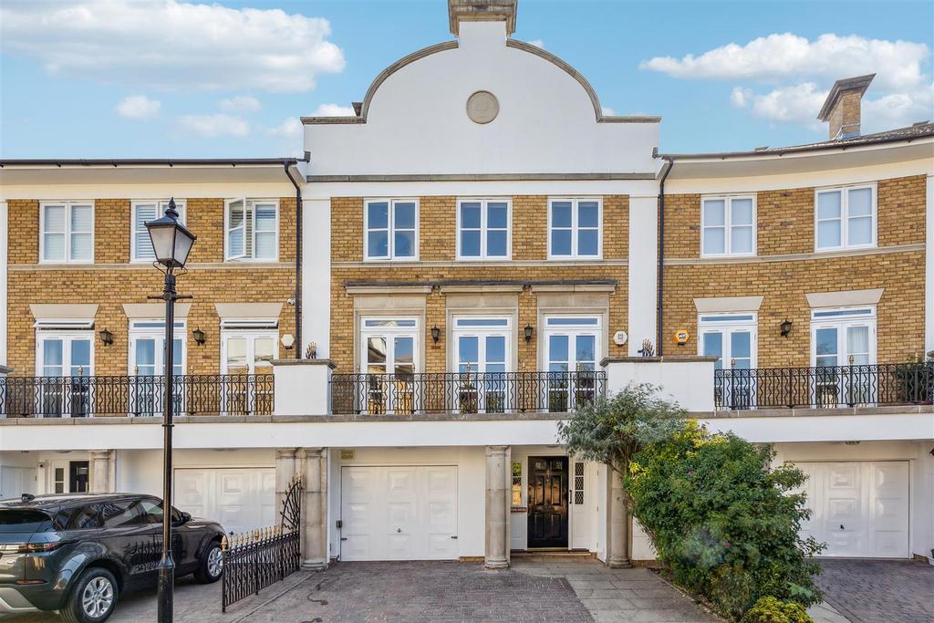 Thames Crescent, London, W4 5 bed terraced house for sale £1,850,000