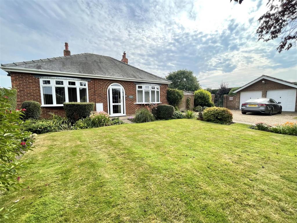 Station Road, Long Sutton, Spalding 3 bed detached bungalow for sale