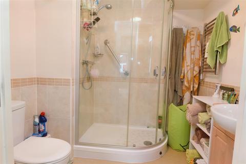 1 bedroom retirement property for sale - Newbury, Gillingham