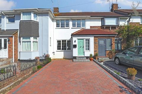 2 bedroom terraced house for sale - Epping Way, Chingford E4