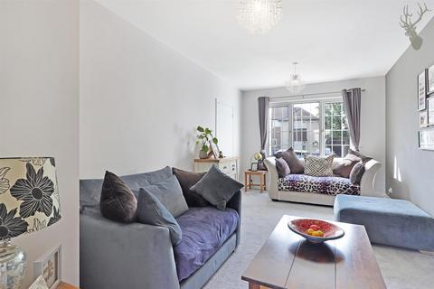2 bedroom terraced house for sale - Epping Way, Chingford E4