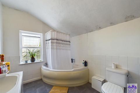 30 Gordon Road, Rochester, ME2 3HJ