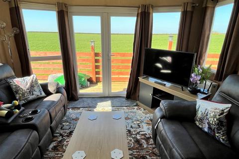 2 bedroom mobile home for sale, Old School Yard, Trefgarn-Owen, Haverfordwest