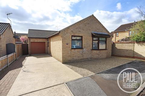 3 bedroom detached bungalow for sale, Woodchurch Avenue, Carlton Colville, NR33