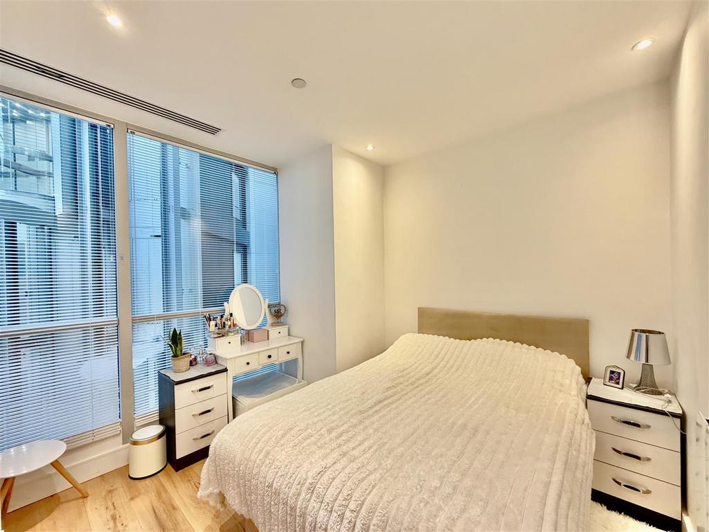 Bedroom Ares